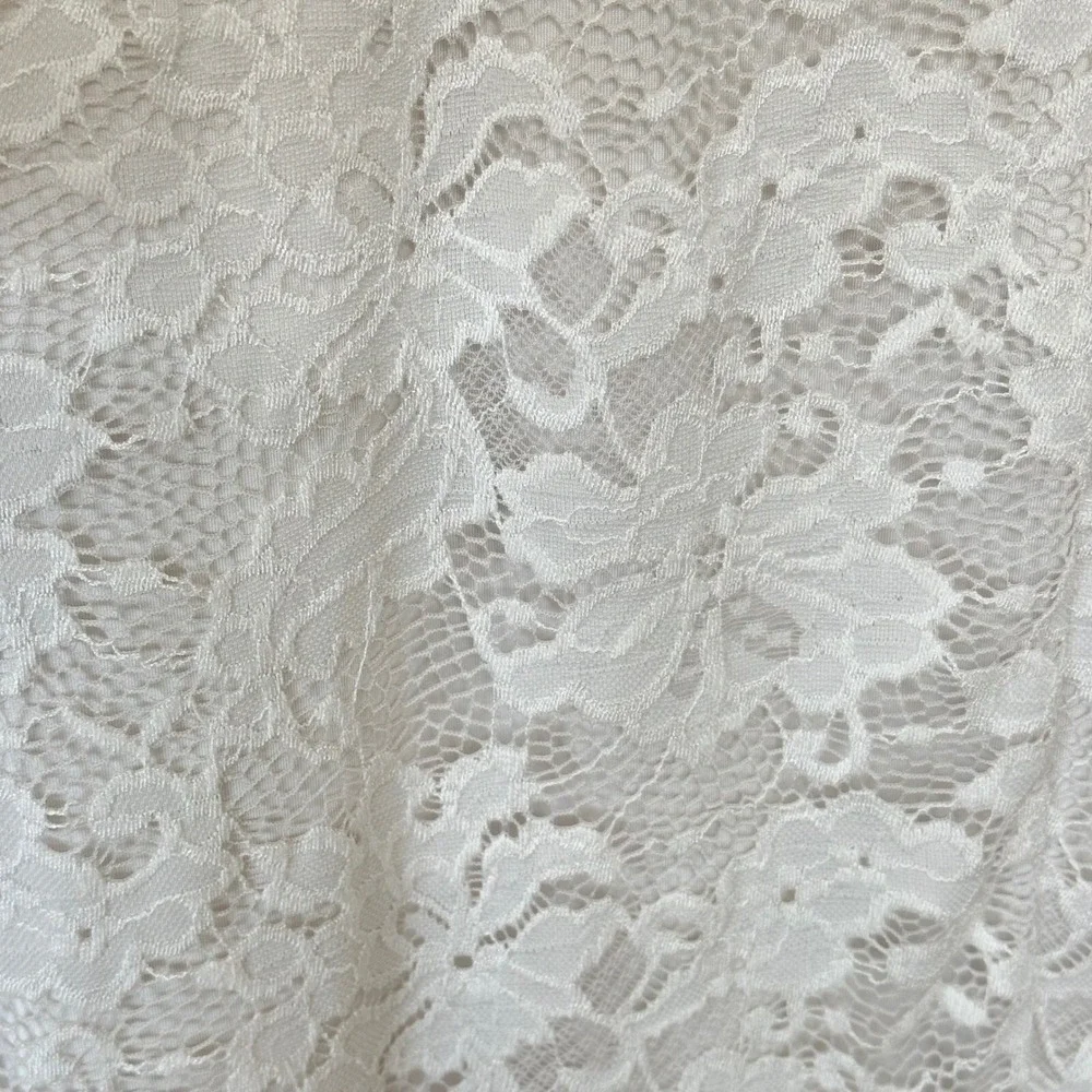 Saylor Lace Dress Ruched Bodycon Spaghetti Strap Cream Midi‎ Dress Size Medium